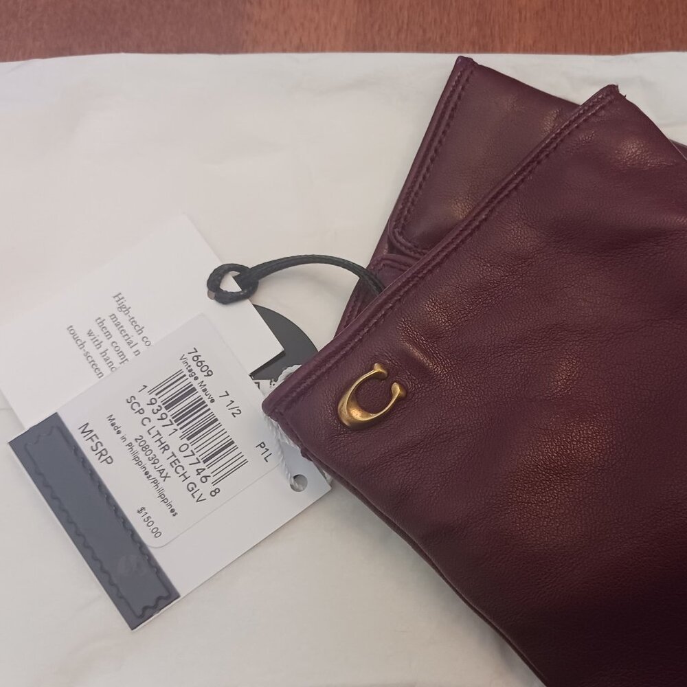 Coach cashmere lined leather gloves. - Picture 2 of 5